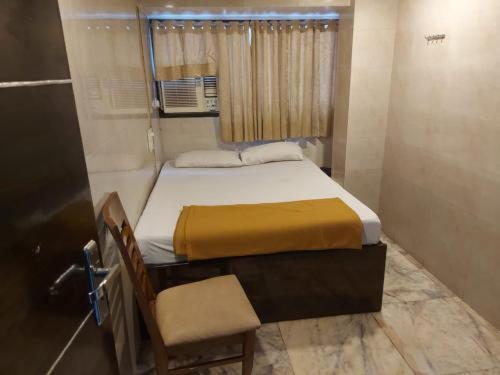 Glitz Hotels Sai Guest House - Nr Inorbit Mall Vashi Nova Bombaim Exterior foto