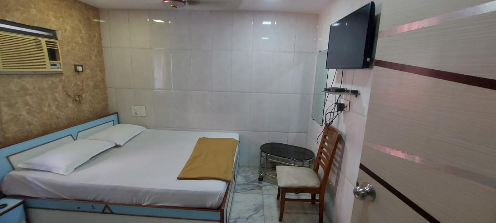 Glitz Hotels Sai Guest House - Nr Inorbit Mall Vashi Nova Bombaim Exterior foto