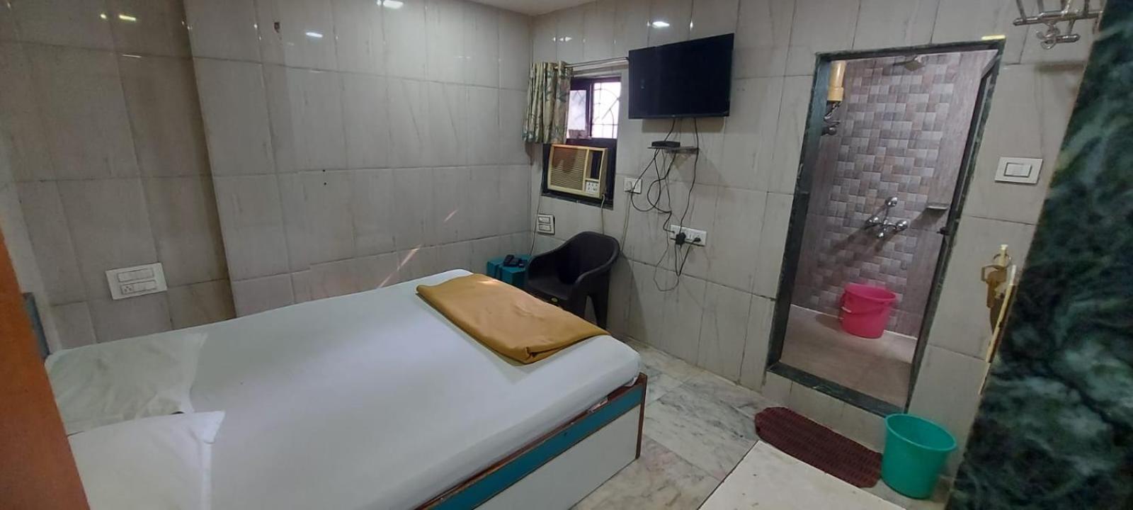 Glitz Hotels Sai Guest House - Nr Inorbit Mall Vashi Nova Bombaim Exterior foto