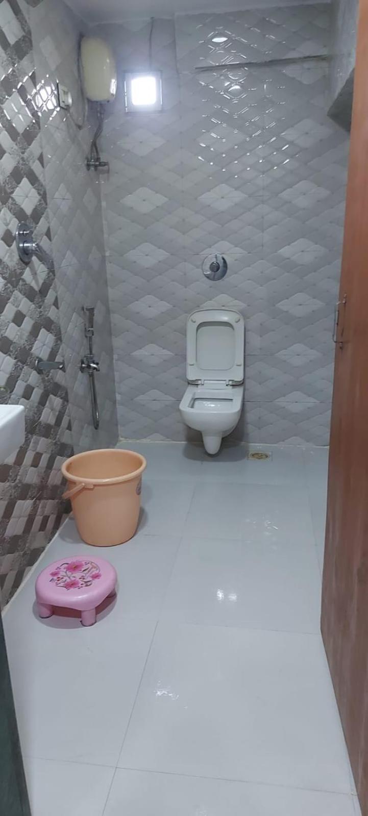 Glitz Hotels Sai Guest House - Nr Inorbit Mall Vashi Nova Bombaim Exterior foto