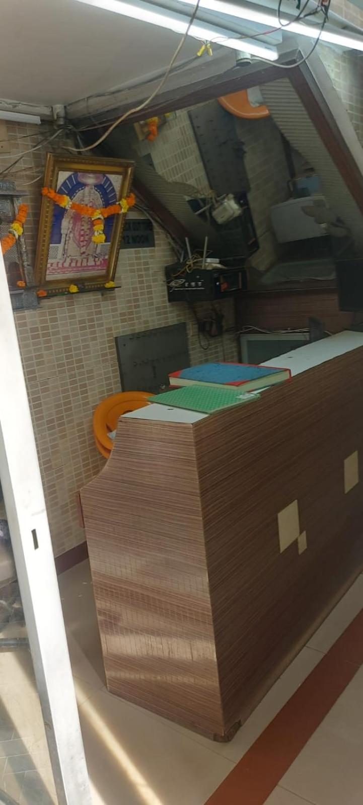 Glitz Hotels Sai Guest House - Nr Inorbit Mall Vashi Nova Bombaim Exterior foto